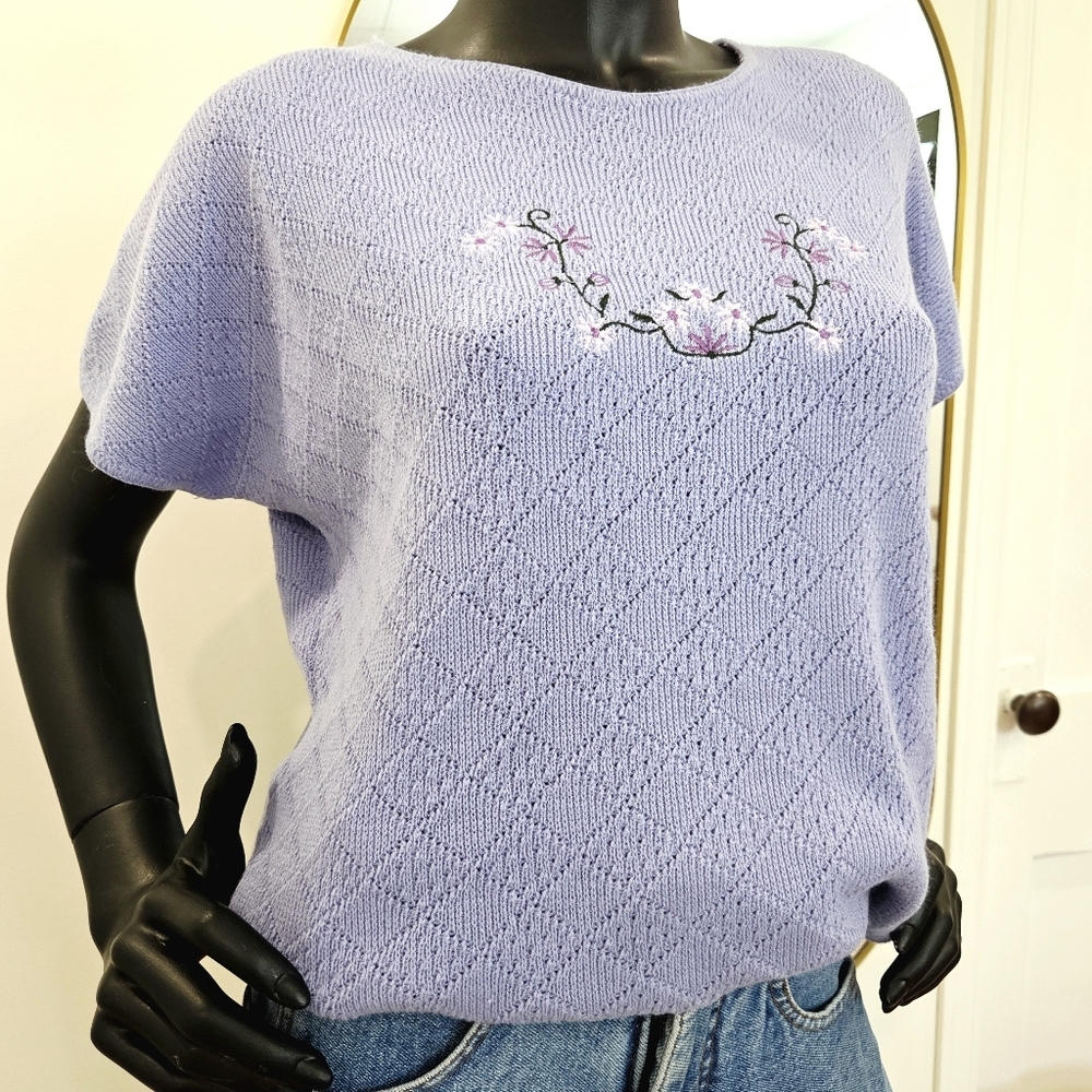 Vintage Nu Vogue Grannycore Sweater – Floral Embroidery – Lavender Knit – M/L - Picture 3 of 10